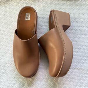 FITFLOP Pilar Leather Platform Mule Beige Size 10